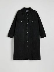 Jeansowy płaszcz - czarny. Czarne płaszcze damskie Reserved, l, bez wzorów, z bawełny, bez kaptura. W wyprzedaży za 99.99 zł.