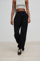 Spodnie dresowe typu jogger w kolorze WASHED BLACK - STAGER-XL. Czarne spodnie dresowe damskie Marsala, s, bez wzorów, z bawełny. W wyprzedaży za 134.95 zł.