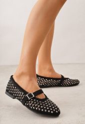 Czarne Balerinki w Stylu Mary Jane z Cyrkoniami i Ażurową Cholewką Lyphenne. Czarne balerinki damskie Renee, z aplikacjami, z jeansu. Za 99.99 zł.