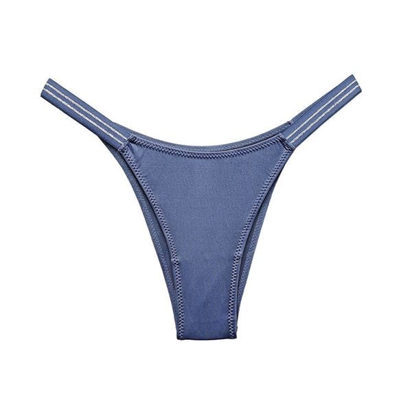 Stringi z elastycznymi paskami pod obcisłe ubrania Saburi. Szare stringi Intica, bez wzorów, z materiału. W wyprzedaży za 59.00 zł.