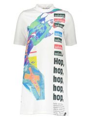 Adidas Sukienka "Collective Memories" w kolorze białym ze wzorem rozmiar: 32. Białe sukienki damskie Adidas, bez wzorów, z materiału, bez ramiączek. Za 167.28 zł.