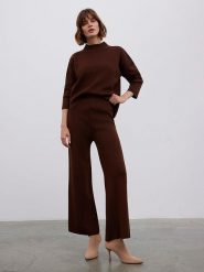 BGN Spodnie w kolorze brązowym rozmiar: 36. Brązowe spodnie materiałowe damskie BGN, bez wzorów, z materiału. Za 96.14 zł.