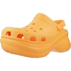 Tenisówki Crocs Model Classic Bae Clog Kolor Pomarańczowy. Brązowe trampki damskie Crocs, bez wzorów, z gumy, bez zapięcia. Za 159.99 zł.