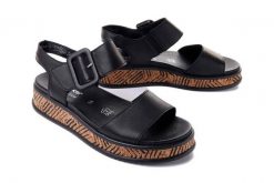 RIEKER REVOLUTION W0800-00 black, sandały damskie. Czarne sandały damskie Rieker, bez wzorów, z gumy, bez obcasa, bez zapięcia. Za 265.93 zł.