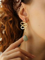 L'Atelier de Gaia Pozłacane kolczyki-wkrętki z akwamarynami rozmiar: onesize. Niebieskie kolczyki damskie L'Atelier de Gaia, z akwamarynem, pozłacane. Za 105.38 zł.