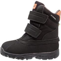 Kavat FRÅNÖ WP Śniegowce black. Czarne buty zimowe chłopięce Kavat, z materiału. W wyprzedaży za 239.40 zł.