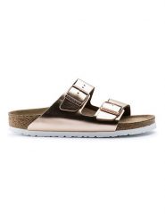 Birkenstock Skórzane klapki "Arizona" w kolorze różowozłotym rozmiar: 41. Różowe klapki damskie Birkenstock, bez wzorów, z otwartym noskiem, bez obcasa, bez zapięcia. Za 433.83 zł.