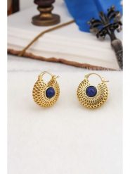 L'Atelier de Gaia Pozłacane kolczyki z lapis lazuli rozmiar: onesize. Niebieskie kolczyki damskie L'Atelier de Gaia, z lazurytem, pozłacane. Za 100.52 zł.