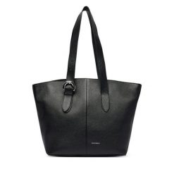 Torebka Coccinelle. Czarne shopper bag Coccinelle, bez dodatków. Za 1,549.00 zł.