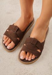 Ciemnobrązowe Klapki VICES z Geometryczną Cholewką Lorazeiros. Brązowe klapki damskie Renee, z aplikacjami, z jeansu, bez obcasa, na płaskiej podeszwie, bez zapięcia. Za 89.99 zł.