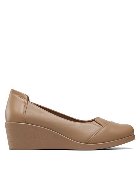 Go Soft Półbuty EST-295-13 Beżowy. Brązowe czółenka damskie GO SOFT, bez wzorów, ze skóry, bez obcasa, na koturnie, bez zapięcia. Za 139.99 zł.