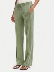 Juicy Couture Spodnie dresowe Tina JCAPW045 Zielony ciemny Regular Fit. Zielone spodnie dresowe damskie Juicy Couture, s, bez wzorów, z dresówki. Za 322.99 zł.