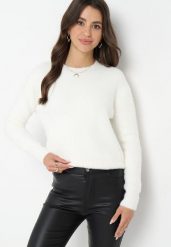 Biały Puchaty Sweter Wełniany Helmintts. Białe swetry klasyczne damskie Born2be, l, z tkaniny, bez kołnierzyka. Za 59.99 zł.