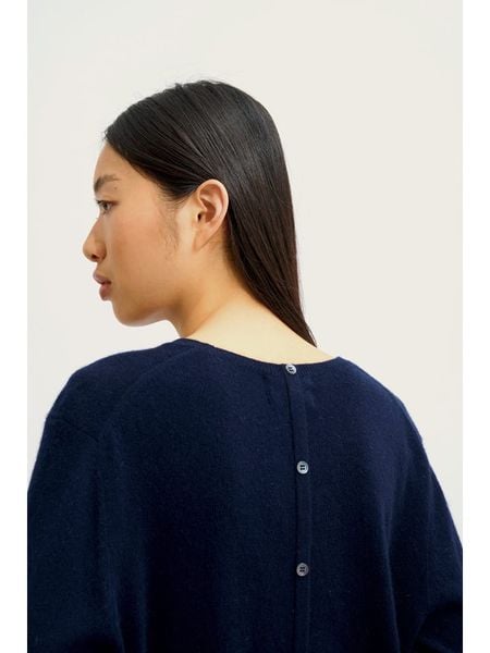 AUTHENTIC CASHMERE Kaszmirowy sweter "Estaris" w kolorze granatowym rozmiar: XL. Niebieskie swetry klasyczne damskie AUTHENTIC CASHMERE, xl, z kaszmiru, bez kołnierzyka. Za 369.99 zł.