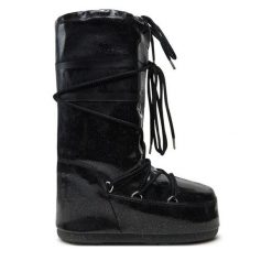 Śniegowce Moon Boot. Czarne śniegowce damskie Moon Boot. Za 969.99 zł.