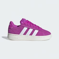 Buty Grand Court Alpha. Białe obuwie trekkingowe damskie Adidas, bez zapięcia. Za 399.00 zł.