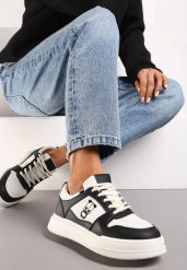Czarno-Białe Sneakersy z Drobną Perforacją i Małym Nadrukiem Fredomia. Czarne obuwie sportowe damskie Renee, z materiału, bez zapięcia. Za 79.99 zł.