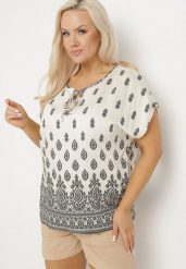 Biało-Czarna Bluzka w Boho Wzór z Wiązaniem przy Dekolcie Jenalia. Czarne bluzki damskie Born2be, xl, bez wzorów, z jeansu, boho, bez kołnierzyka, bez ramiączek. Za 39.99 zł.
