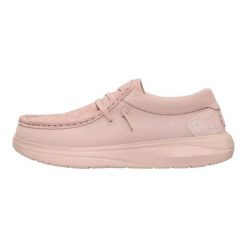 HeyDude Damskie Mokasyny Wendy Comf Suede Lace Print. Czerwone mokasyny damskie Hey dude, z materiału, bez obcasa. Za 289.00 zł.