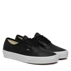 Tenisówki Vans. Czarne trampki damskie Vans, bez wzorów, bez zapięcia. Za 399.99 zł.