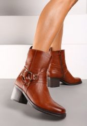 Brązowe Botki na Słupku w Stylu Kowbojek z Klamrami Irivaria. Brązowe botki damskie Renee, z jeansu, boho, bez obcasa, na obcasie, bez zapięcia. Za 159.99 zł.