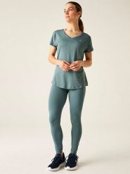 Dare 2b Koszulka sportowa "Vigilant Tee" w kolorze zielonym rozmiar: 42. Zielone koszulki sportowe damskie Dare 2b, bez wzorów, z materiału, bez ramiączek, outdoorowe. Za 92.21 zł.