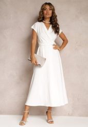 Biała Sukienka Kopertowa Appephone. Białe sukienki damskie Renee, bez wzorów, z tkaniny, glamour, bez ramiączek. W wyprzedaży za 111.99 zł.