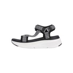 Sandały damskie Cruz Findel Chunky. Białe sandały damskie CRUZ, bez wzorów, bez obcasa, bez zapięcia. W wyprzedaży za 230.50 zł.