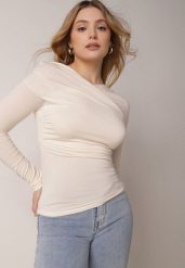 Beżowy Bluzka z Bawełną Dekoltem Typu Łódka i Marszczeniem Typhatos. Brązowe bluzki damskie Born2be, m, bez wzorów, z bawełny, eleganckie, bez kołnierzyka, bez ramiączek. Za 99.99 zł.