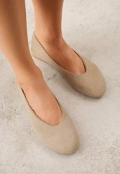 Zielone Balerinki z Imitacji Zamszu w Stylu Basic Saraphiele. Zielone balerinki damskie Renee, bez wzorów, z jeansu. Za 79.99 zł.