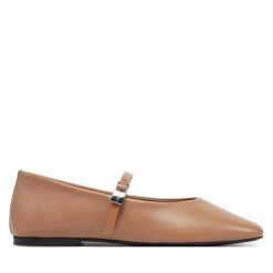 Baleriny Calvin Klein. Brązowe balerinki damskie Calvin Klein, bez wzorów. Za 319.99 zł.
