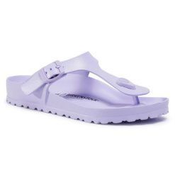 Japonki Birkenstock. Fioletowe klapki damskie Birkenstock, bez wzorów, bez obcasa, bez zapięcia. Za 149.99 zł.