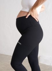 Damskie legginsy ciążowe z wysokim stanem, squat proof Aim High czarne. Czarne legginsy damskie Aim'n, s, bez wzorów, z elastanu. Za 296.00 zł.