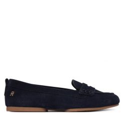 Mokasyny Tommy Hilfiger. Niebieskie mokasyny damskie Tommy Hilfiger, bez obcasa. Za 529.99 zł.