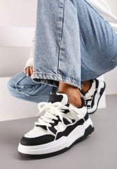 Czarne Sznurowane Sneakersy na Płaskiej Podeszwie Eviline. Czarne obuwie sportowe damskie Renee, z materiału, bez zapięcia. Za 99.99 zł.
