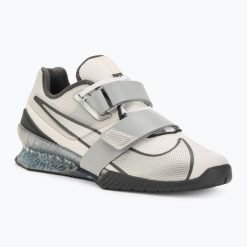 Buty do podnoszenia ciężarów Nike Romaleos 4 SE. Szare obuwie sportowe damskie Nike, bez zapięcia. Za 699.99 zł.