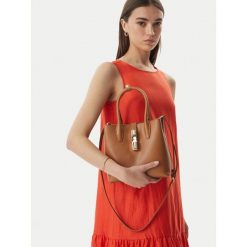 Torebka Furla. Brązowe torebki klasyczne damskie Furla, bez dodatków. Za 1,389.00 zł.