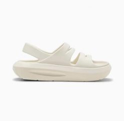 Sandały PUMA Flatter Beżowe. Brązowe sandały damskie Puma, bez wzorów, z materiału, bez obcasa, bez zapięcia. Za 158.95 zł.