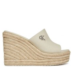 Espadryle Calvin Klein Jeans. Espadryle damskie Calvin Klein Jeans, bez wzorów, z jeansu, bez obcasa. Za 259.99 zł.