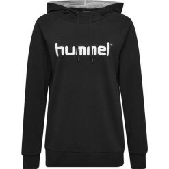 Bluza sportowa z kapturem damska Hummel Go Cotton Logo Hoodie Woman. Czarne bluzy damskie Hummel, xs, bez wzorów, z kapturem. Za 202.50 zł.