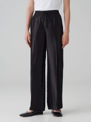 OPUS Spodnie w kolorze czarnym rozmiar: 38. Czarne spodnie materiałowe damskie Opus, bez wzorów, z materiału. Za 195.06 zł.