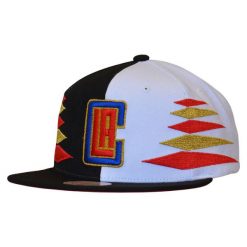 Czapka z daszkiem Mitchell & Ness NBA Diamond Los Angeles -HHSS1093-LACYYPPPBKWH. Białe czapki z daszkiem damskie Mitchell & Ness, bez wzorów. Za 89.00 zł.