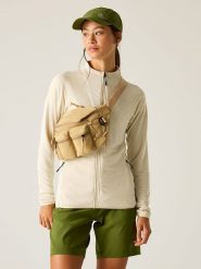 Dare 2b Kurtka funkcyjna "Torrek" w kolorze kremowym rozmiar: 38. Brązowe kurtki sportowe damskie Dare 2b, bez wzorów, z materiału, bez kaptura. Za 140.20 zł.