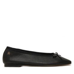 Baleriny Tommy Hilfiger. Czarne balerinki damskie Tommy Hilfiger, bez wzorów. Za 239.99 zł.