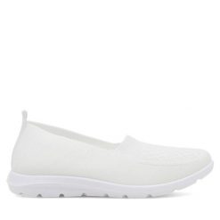 Półbuty Jenny Fairy. Białe półbuty damskie Jenny Fairy, bez wzorów, bez obcasa, na płaskiej podeszwie, bez zapięcia. Za 59.99 zł.