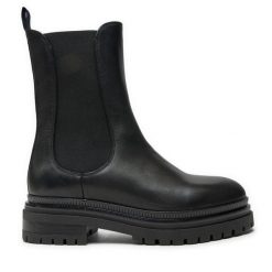 Sztyblety Weekend Max Mara. Czarne botki damskie Weekend Max Mara, bez obcasa, na płaskiej podeszwie, bez zapięcia. Za 1,389.00 zł.