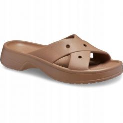 Klapki Dla Dorosłych Crocs Classic Cross Strap. Brązowe klapki damskie Crocs, bez wzorów, z materiału, bez obcasa, bez zapięcia. Za 159.99 zł.