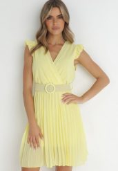 Żółta Sukienka Geving. Żółte sukienki damskie Born2be, bez wzorów, z tkaniny, retro, bez ramiączek. Za 149.99 zł.