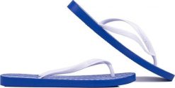 Klapki basenowe damskie Ipanema Classica Hap. Białe klapki damskie Ipanema, bez wzorów, z gumy, bez obcasa, na płaskiej podeszwie, bez zapięcia. Za 56.99 zł.
