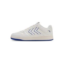 Sneakersy Hummel St.Power Play. Białe obuwie sportowe damskie Hummel, bez zapięcia. W wyprzedaży za 273.00 zł.